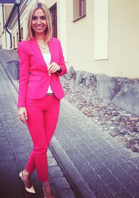 Я Катя, 32 років, знайомлюсь без зобов'язань у Мукачево