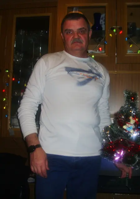 Я Александр, 61, из Ангарска, ищу знакомства без обязательств