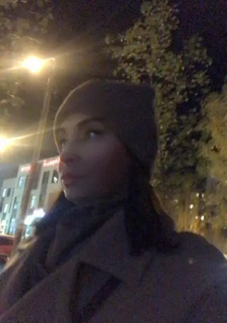 Я Вика, 40, знакомлюсь на одну ночь в Казани