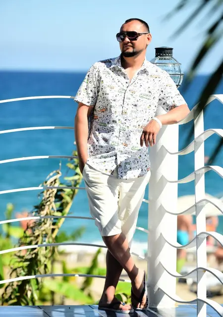 Я Владимир, 41, из Димитровграда, ищу знакомство для дружбы