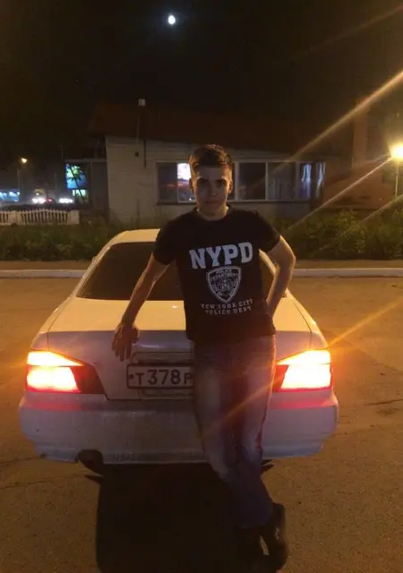 Я Сергей, 28, из Томска, ищу знакомство для постоянных отношений