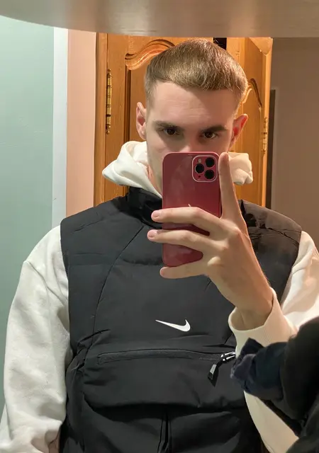 Я Sergey, 23, из Октябрьского, ищу знакомство для постоянных отношений