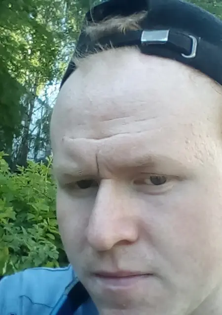 Я Евгений, 29, из Новомосковска, ищу знакомство для вирта