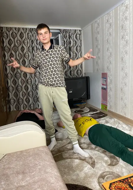 Алекс из Саранска, ищу на сайте знакомства на одну ночь