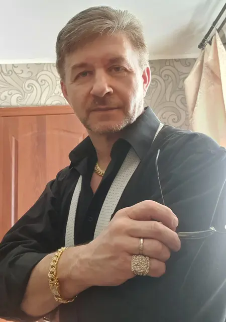 Я Эдуард, 58, знакомлюсь для приятного времяпровождения в Красноярске