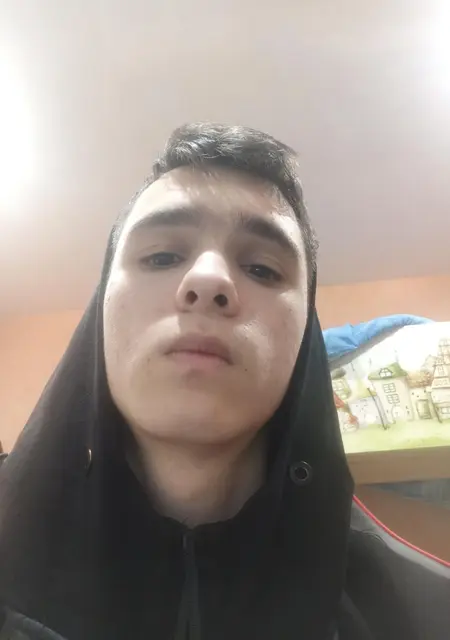 Денис из Южно-Сахалинска, ищу на сайте знакомства на одну ночь