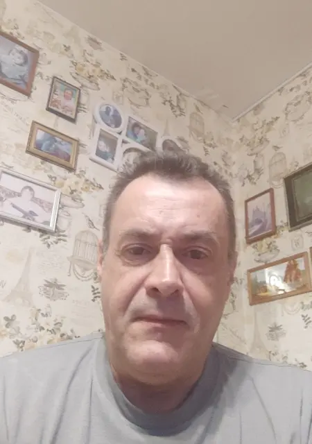 Александр из Переславля-Залесского, мне 50, познакомлюсь на одну ночь