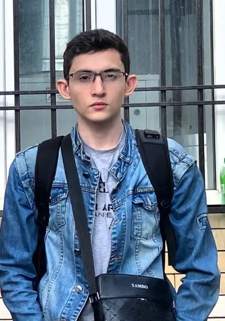 Я Амин, 19, из Пыти-Ях, ищу знакомство для дружбы