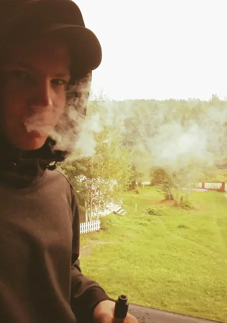 Олег То из Соликамска, мне 24, познакомлюсь для общения