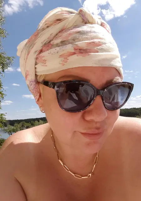 Ирина из Волгограда, ищу на сайте знакомства без обязательств