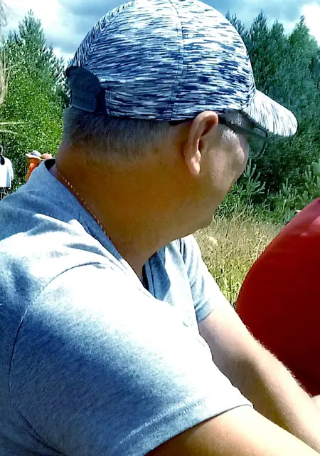 Я Алексей, 43, из Павлова, ищу знакомства без обязательств