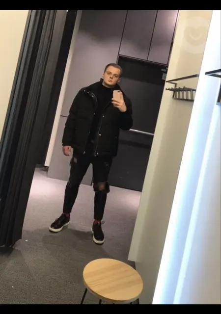 Gleb из Ужгорода, мне 28, познакомлюсь на одну ночь