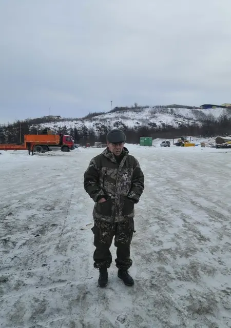 Сергей из Магадана, мне 53, познакомлюсь без обязательств