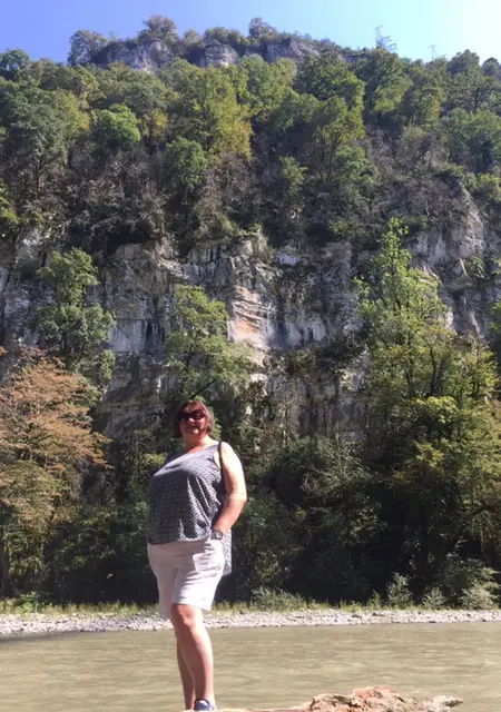 Я Елена, 53, знакомлюсь без обязательств в Ярославле