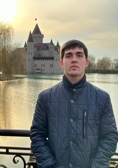 Я Ali, 24, из Каспийска, ищу знакомства на одну ночь