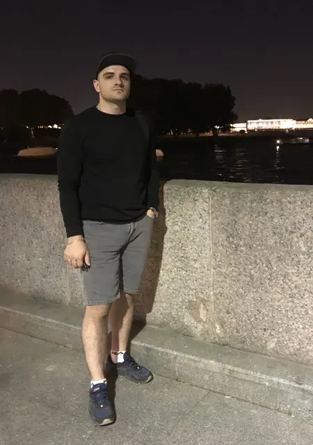 Дмитрий из Рязани, мне 27, познакомлюсь на одну ночь