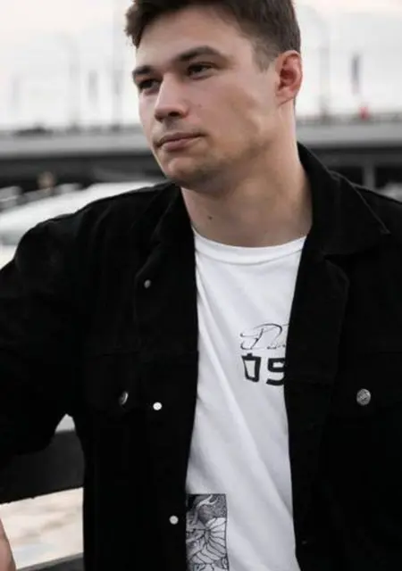 Илья из Москвы, мне 27, познакомлюсь для дружбы