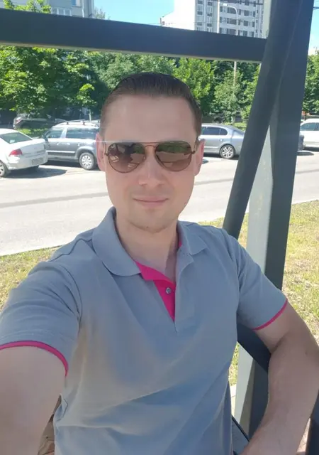 Я Илья, 40, знакомлюсь без обязательств в Красногорске