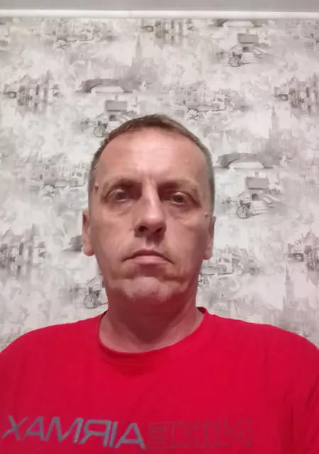 Я Антон, 49, знакомлюсь без обязательств в Краснодаре