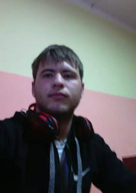 Я Александр, 28, из Чебоксар, ищу знакомства на одну ночь