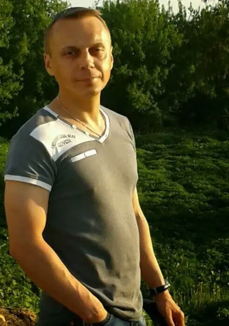 Дмитрий из Серпухова, мне 43, познакомлюсь на одну ночь