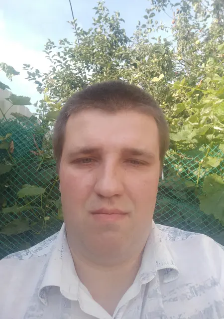 Я Валерий, 35, знакомлюсь на одну ночь в Речице