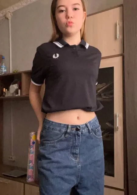 Я Лина, 18, из Москвы, ищу знакомства на одну ночь