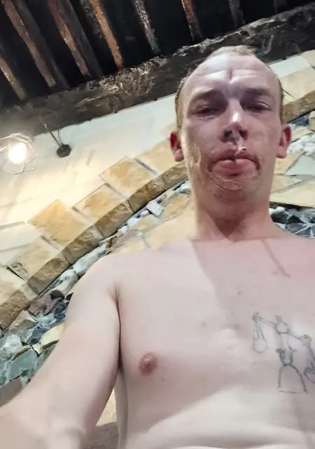 Михаил из Домодедова, ищу на сайте знакомства на одну ночь