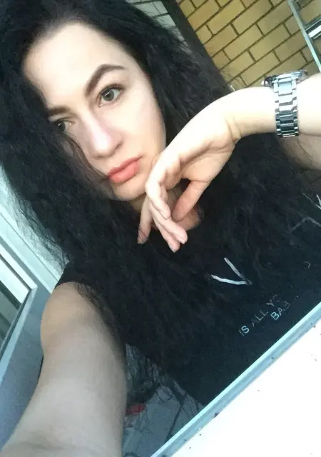 Дарья из Воронежа, ищу на сайте приятное времяпровождение