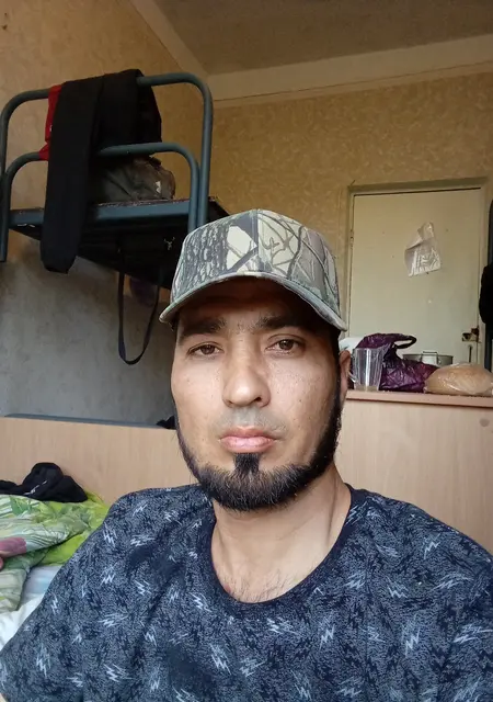 Я Азамат, 36, из Новопскова, ищу знакомства на одну ночь