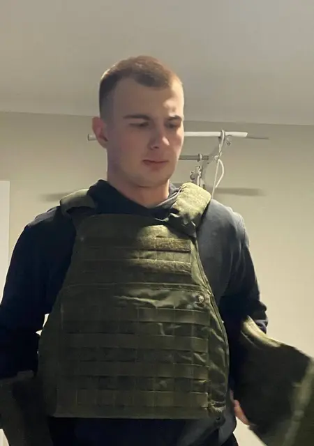 Андрей из Мытищ, мне 20, познакомлюсь на одну ночь