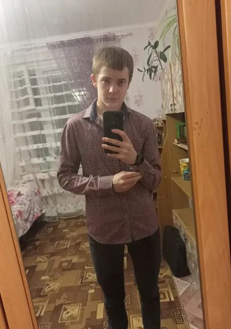 Александр из Владимира, мне 21, познакомлюсь для постоянных отношений