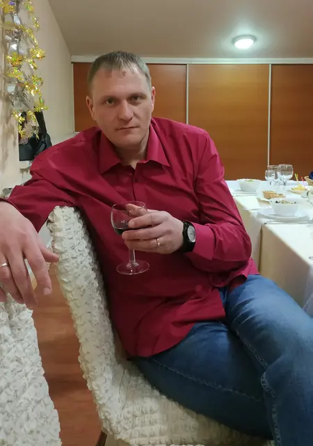 Я Евгений, 45, из Екатеринбурга, ищу знакомство для общения