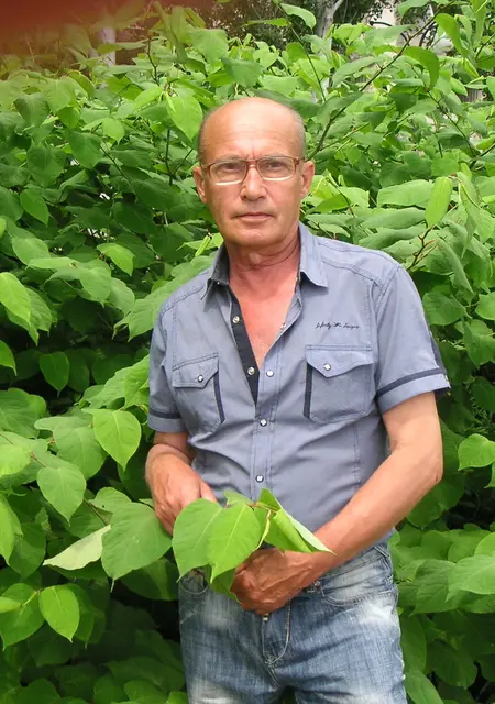 Владимир из Феодосии, ищу на сайте знакомства без обязательств