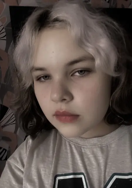 Я Ульяна, 20, знакомлюсь для общения в Перми