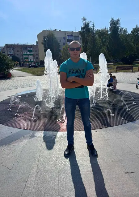 Николай из Кумертау, мне 23, познакомлюсь на одну ночь