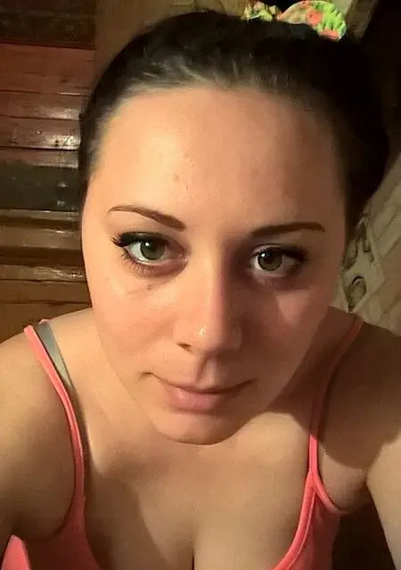 Я Valya, 33, знакомлюсь на одну ночь в Поворине