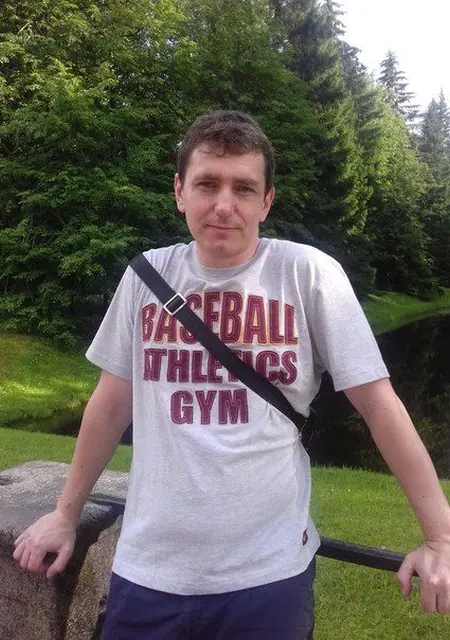 Андрей из Соснового Бора, ищу на сайте знакомства без обязательств