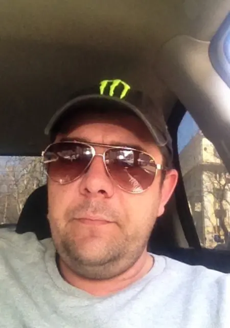 Я Евгений, 46, знакомлюсь без обязательств в Воронеже