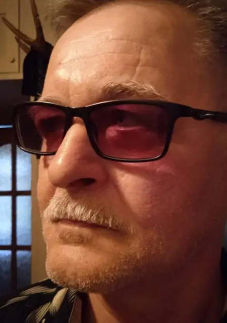 Я Андрей, 61, из Череповца, ищу знакомство для общения