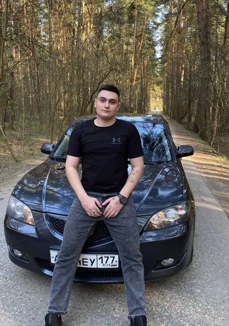 Константин из Белгорода, мне 21, познакомлюсь для общения