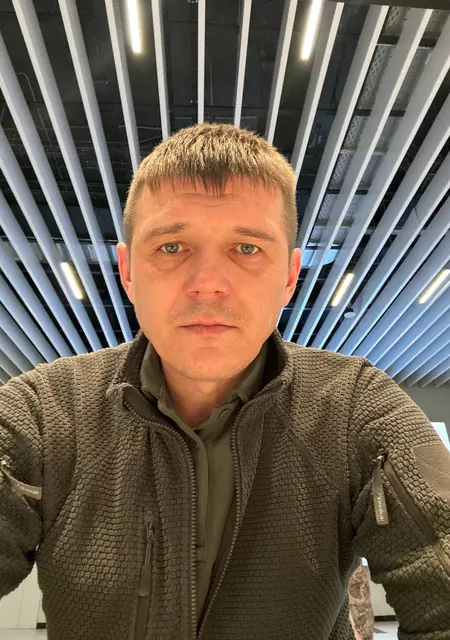 Павел из Кирова, мне 40, познакомлюсь для постоянных отношений