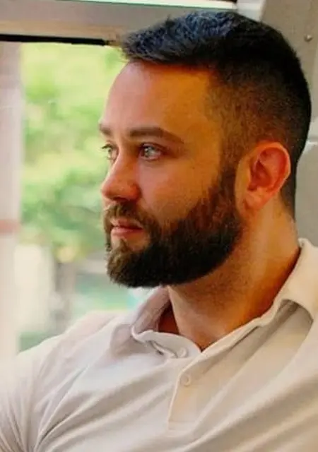 Артём из Жлобина, мне 35, познакомлюсь для дружбы