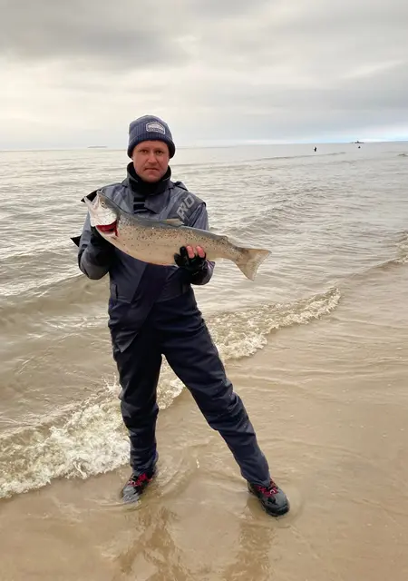 Я Дмитрий, 42, из Калининграда, ищу знакомства без обязательств