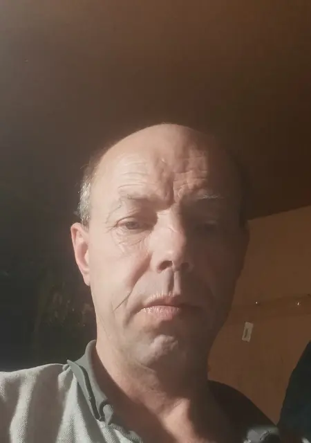 Михаил из Красноярска, ищу на сайте открытые отношения