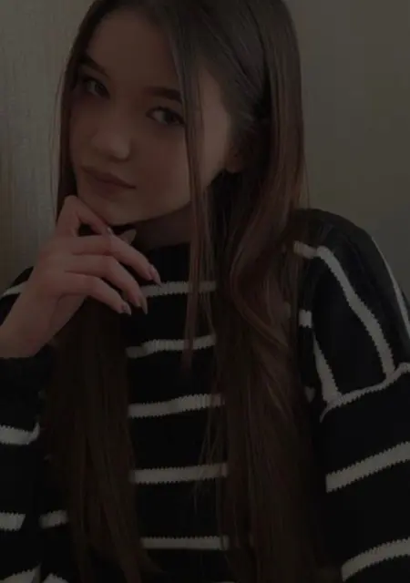 Я Кира, 20, из Самары, ищу знакомство для вирта