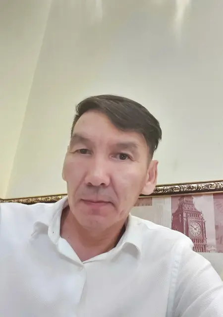 Тимур из Сочи, ищу на сайте знакомства без обязательств