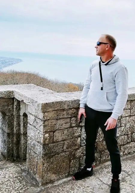 Vladimir из Сортавалы, ищу на сайте знакомства на одну ночь