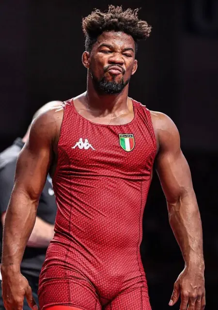 Alim из Хасавюрта, мне 21, познакомлюсь без обязательств