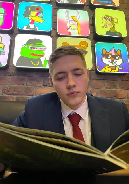 Я Антон, 23, из Пушкина, ищу знакомства на одну ночь